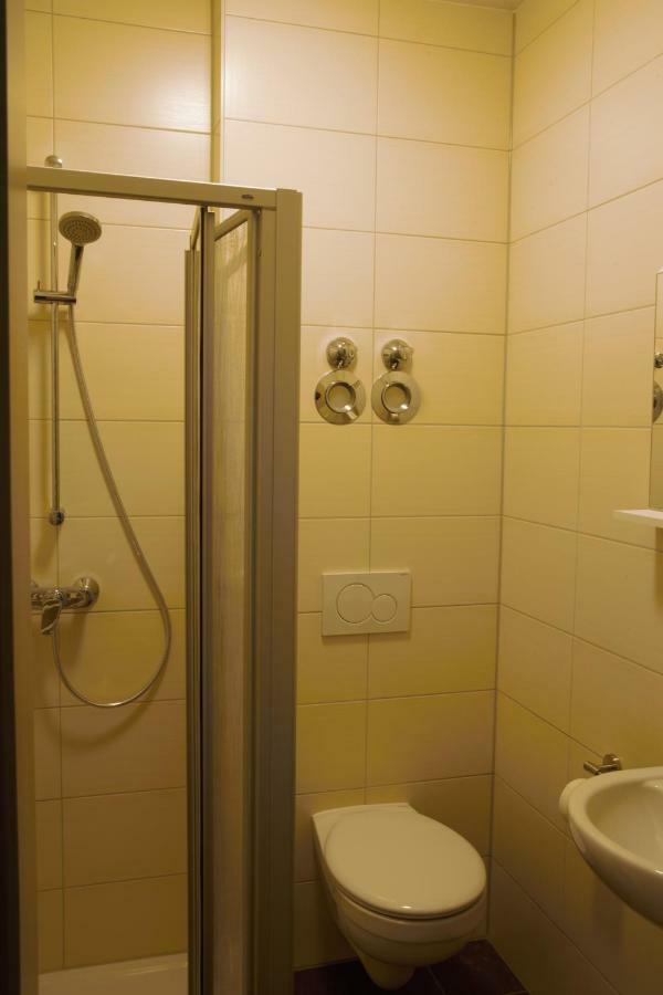 Pension Sonntag Ингольштадт Экстерьер фото