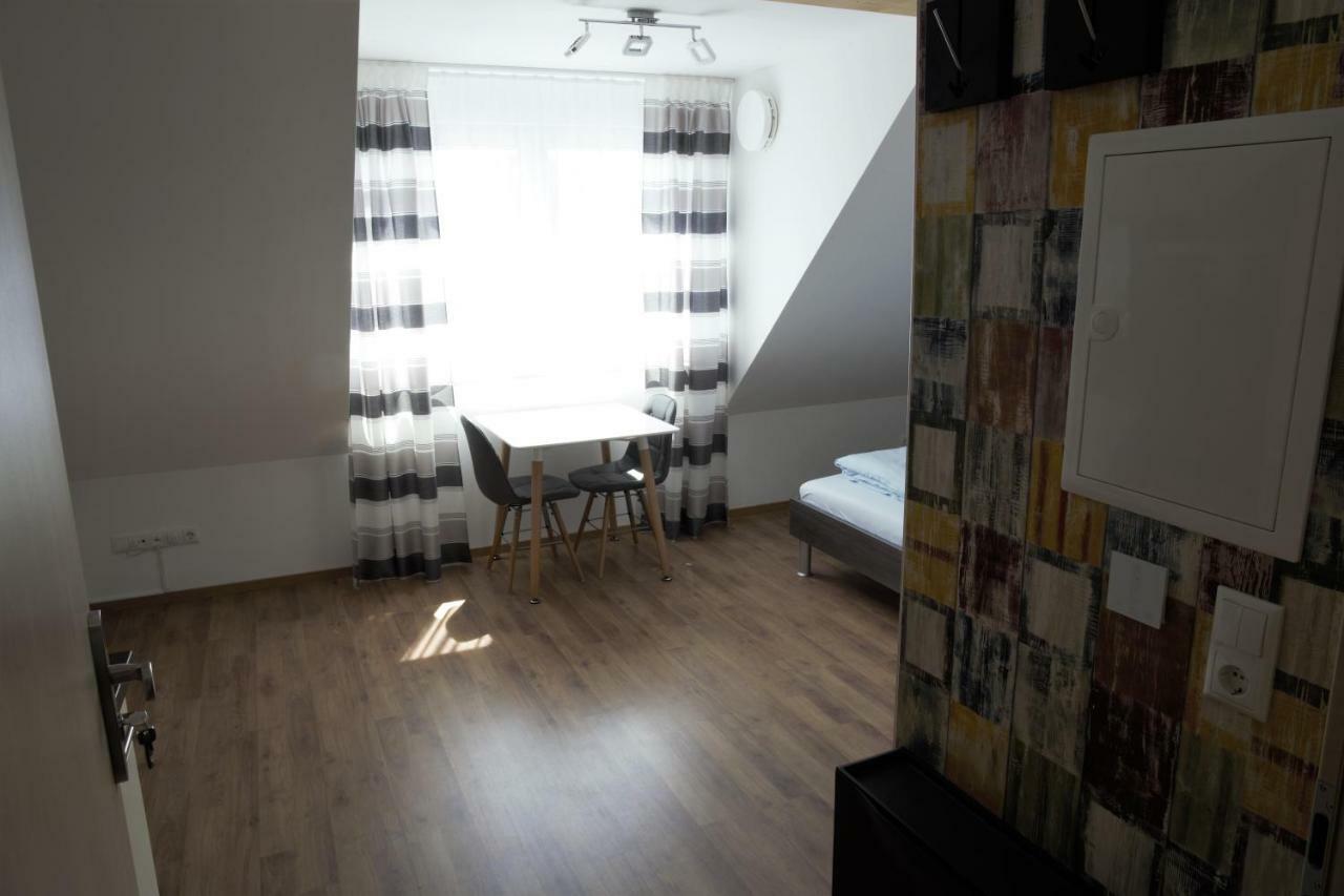 Pension Sonntag Ингольштадт Экстерьер фото