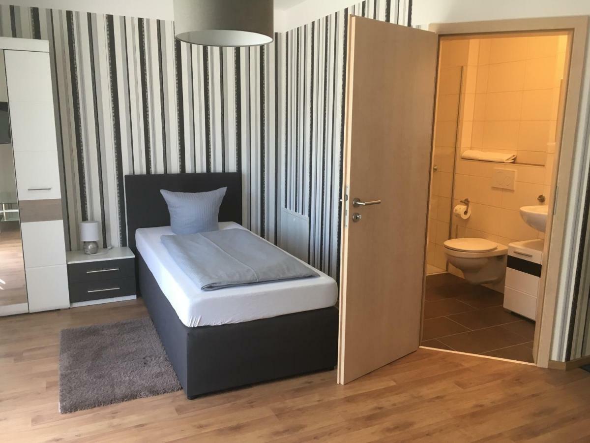 Pension Sonntag Ингольштадт Экстерьер фото
